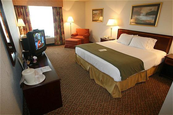 Holiday Inn Express & Suites - Worthington, An Ihg Hotel Rum bild